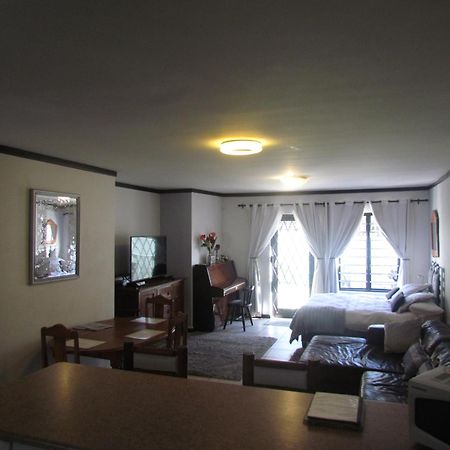 Santini Lace Self Catering Unit Plettenberg Bay Eksteriør bilde